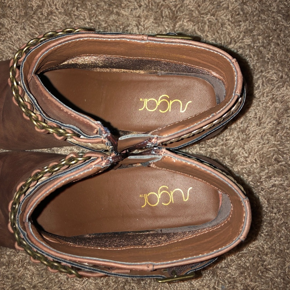 Booties - Picture 4 of 4